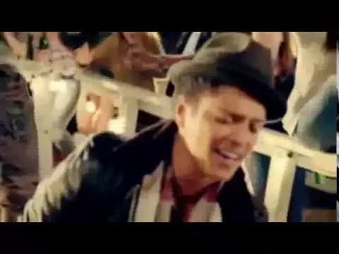 Download MP3 Bruno Mars   Talking To The Moon (Official Video)