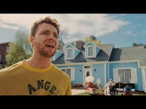 Clipe de Fever Dream - Alex Warren