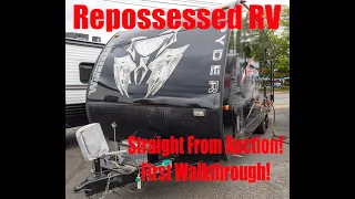 I Bought A REPO Winnebago Toy Hauler RV At Auction How Trashed Will It Be Lets Check It Out