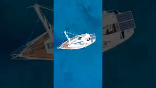 Exploring the Dalmatian islands with their incredible water #boatlife #electricsailboat #liveaboard