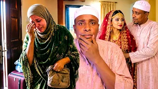 NIN KIBRAY O WAQTI HABEN MADOW  XAASKIISA GURIGA KA SAARAY KADIBNA NAAG KALE SOO XARAYSTAY