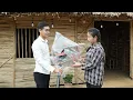 Download Lagu Kind Mayor: Giving a fan to a single mother to cope with the 50 degree heat | Ly Tieu Nhien.