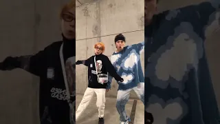 اعطي لمو مور الفيراج وقفو علينا الجدارمية 