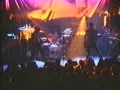 Download Lagu Queens of the Stone Age - Go with the Flow live in NY 2002