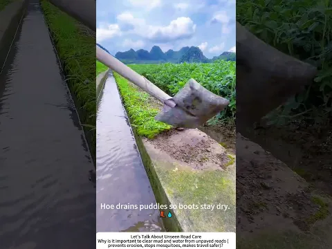 Fixing a Muddy Country Lane – Farmer Drains Puddles with a Hoe 🛤️⛏️