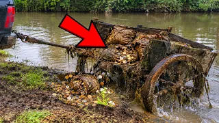 CARROÇA Encontrada Dentro de LAGO Estava CHEIA DE DINHEIRO