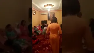 أجمل رقص في عرس فيديو مسرب من حفلة عرس لا يفوتكم اليمن عدن 