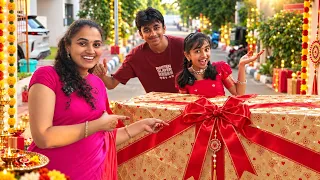 Ammu’s BIGGEST Rakhi Gift Unboxing! 😍🎁 @v5familyshow