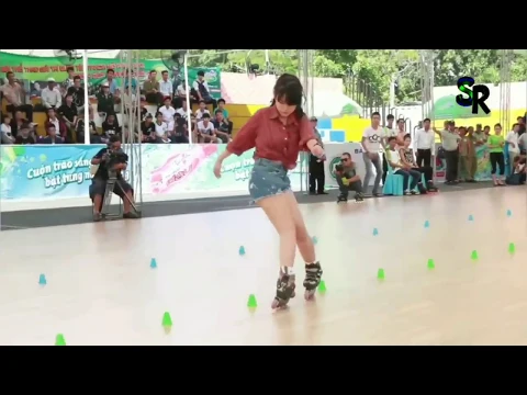 2 gadis cantik adu freestyle SEPATU RODA
