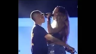 fans go crazy as tiwa savage kiss wizkid danced for him during their performance together at gidi