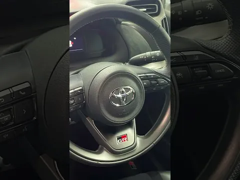 Toyota Aqua 1||22996