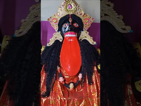মায়ের এমন রূপ কেউ কি কোনো দিন দেখেছেন কেউ অবহেলা করে এড়িয়ে যাবেননা 🙏বলুন তো এই মায়ের নাম কি 🙏জয় মা 🙏