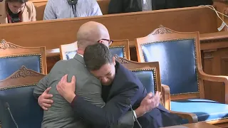 Kyle Rittenhouse reacts to not guilty verdict