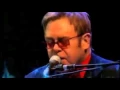 Download Lagu Elton John - We All Fall In Love Sometimes + Curtains - Legendado