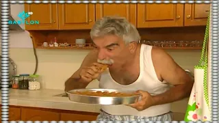 حجي نعمان اكل البقلاوه كلها بالسحور بدون ماواحد يدري تكسي الامان فاصل و نواصل 