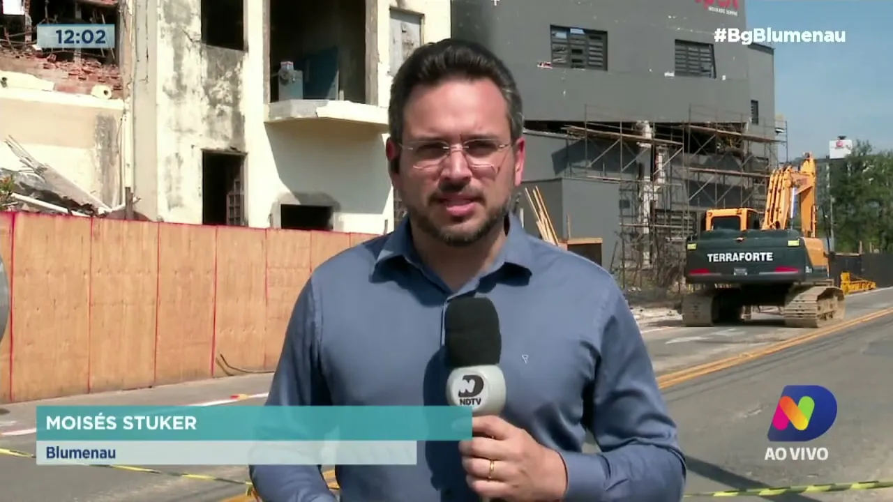 Blumenau: trânsito da rua Pomerode deve ser liberado até o fim de semana