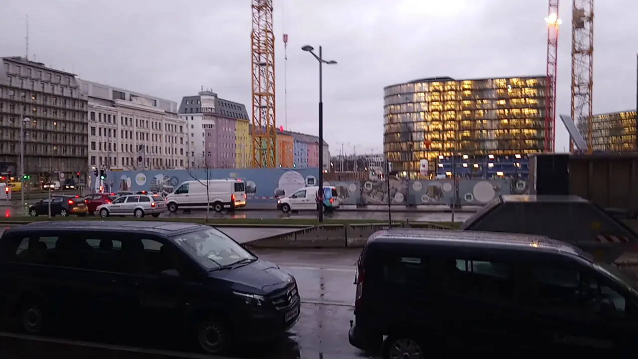 Outside of the Wien Hauptbahnhof 🇦🇹