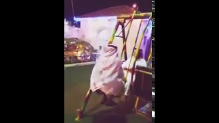 اخبر الاولاد الصغار يلعبون مو الكبار دندنها