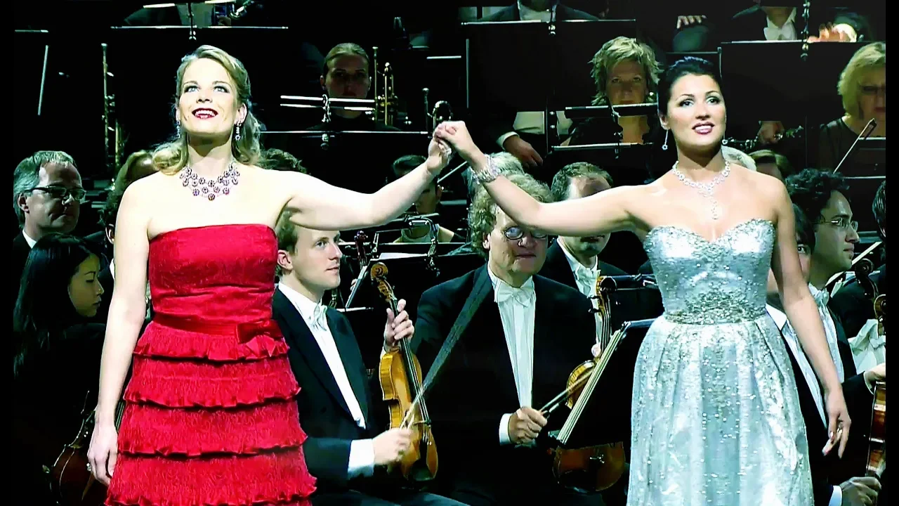 OPERA PLANET Anna Netrebko & Elīna Garanča - Flower Duet 4K ULTRA HD