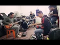 Download Lagu SEHATI DAN SEJIWA - HASLINDA COVER BY TRIPLE9 BAND