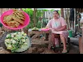 Download Lagu KOKEN GESTOOFDE TOFU MET GROENTEN EN GEFRITUURDE CESIM MENDOAN