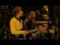 Download Lagu Arctic Monkeys - When the Sun Goes Down (Live At The Apollo in December 2007) [HD] 1080p)
