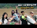 Download Lagu Cùng Em Linh Người Hà Nhì Chèo Thuyền Ra Giữa Sông Đà Bắt Cá, Đem Về Nấu Ẩm Thực Siêu Ngon..!