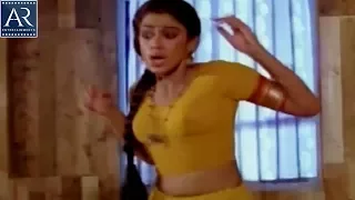 nene monagani movie scenes vijaykanth saves shobhana ar entertainments