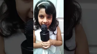  توفت أمها فأنشدت لها  أماه ياروح روحي  مؤثر  دندنها
