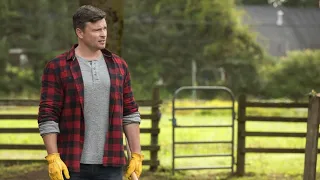 tom welling reappears as clark kent batwoman 1x09 crisis on infinite earths part 2 smallville