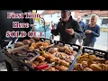 Download Lagu Hij vestigt zich voor het eerst in een nieuw dorp... en verkoopt alles!”