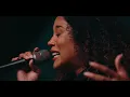 Sarah Oliveira - Vitorioso És (Ao Vivo) | BRAVE Camp
