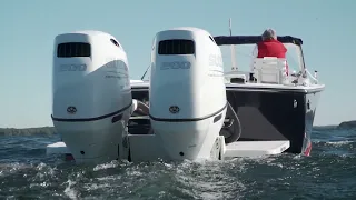 Custom Bertram 25 Conversion Reveal Splash