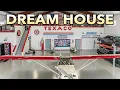 Touring a PILOT S DREAM HOUSE with Plane Garage ZillowGoneWild