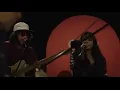 Little Jesus, Girl Ultra - Fuera De Lugar
