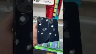 مقارنة بالشكل بين ايفون 14 العادي وايفون 13 العادي باللون الاسود 