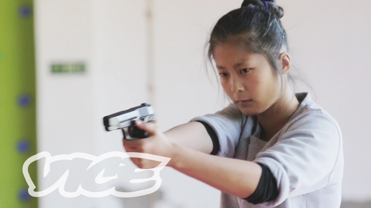 China's Elite Female Bodyguards