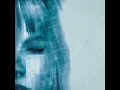 HOLDMECLOSE