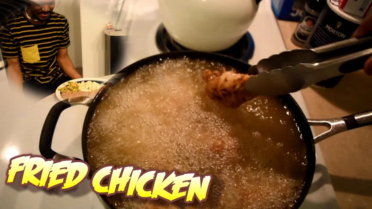 FRIED CHICKEN BETTER THAN YA MOMMA'S | Cooking With Kenshin #5 (800K Special lol)