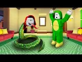 Download Lagu JJ turned into a Snake - Roblox Snakey