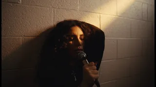 PRISCILLA - Melhor Sozinho (Visualizer)