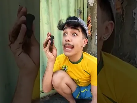 OLHA O QUE SAIU DA GATA😱