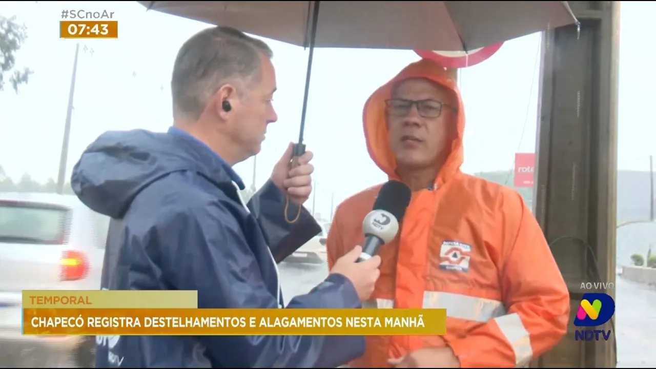 Chapecó registra destelhamentos e alagamentos na manhã desta terça-feira