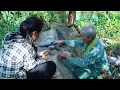 Download Lagu single mother received help from a kind old man, helping single mother find a new place to live