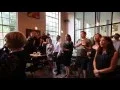 Download Lagu Chorale galloise dans un pub de Bruges (2 chants) / Welsh choir in a pub in Bruges (2 songs)