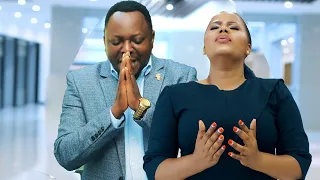 AMENIKUMBUKA DEBORA LUSINDE FT CHRISTOPHER MWAHANGILA OFFICIAL 4k VIDEO 