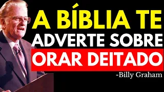 A BÍBLIA TE ADVERTE SOBRE ORAR DEITADO | Billy Graham
