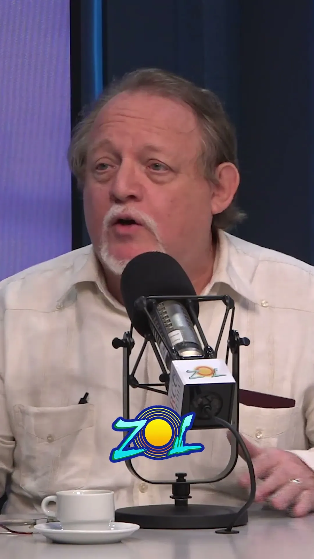 COMIDA FRESCA Y CARA