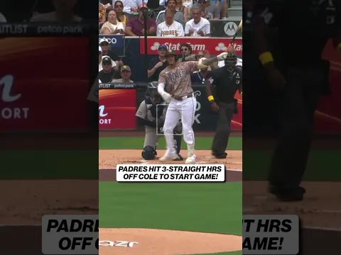 The Padres are on FIRE 🔥⚾️ #padres #mlb #baseball #backtobacktoback #tatis #Machado #Cronenworth