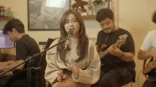 See You On Wednesday | Brisia Jodie - Tabu ( Live Session)